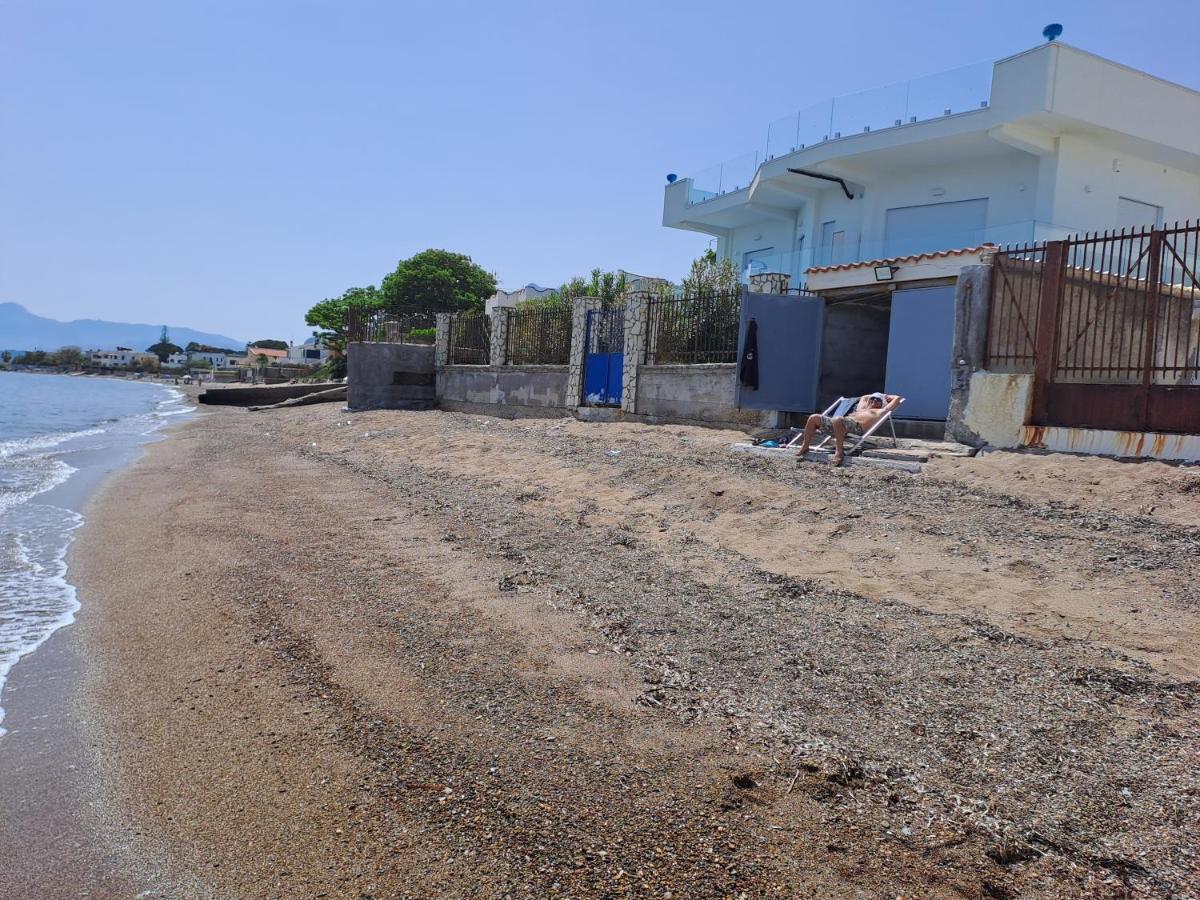 Blue Life, Sea-Luxury Rooms On The Beach Between Palermo And Cefalu' Casteldaccia Exteriér fotografie