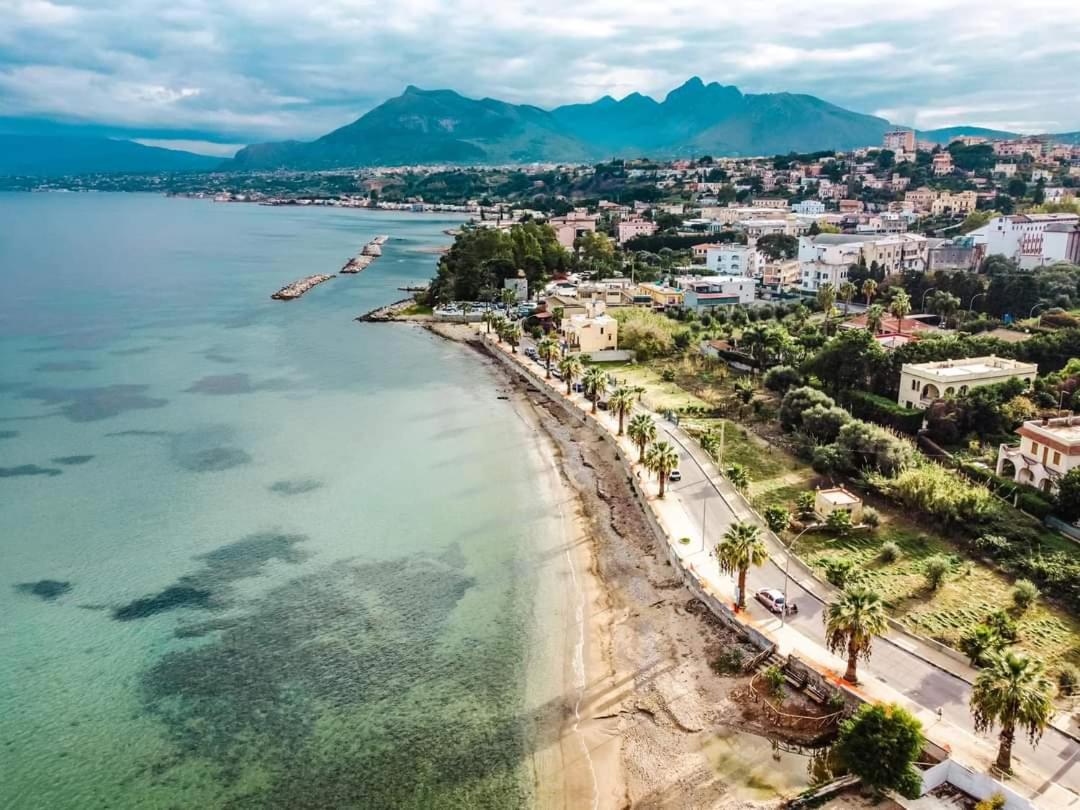 Blue Life, Sea-Luxury Rooms On The Beach Between Palermo And Cefalu' Casteldaccia Exteriér fotografie