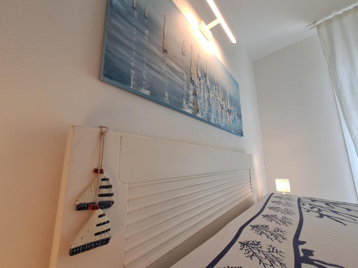 Blue Life, Sea-Luxury Rooms On The Beach Between Palermo And Cefalu' Casteldaccia Exteriér fotografie