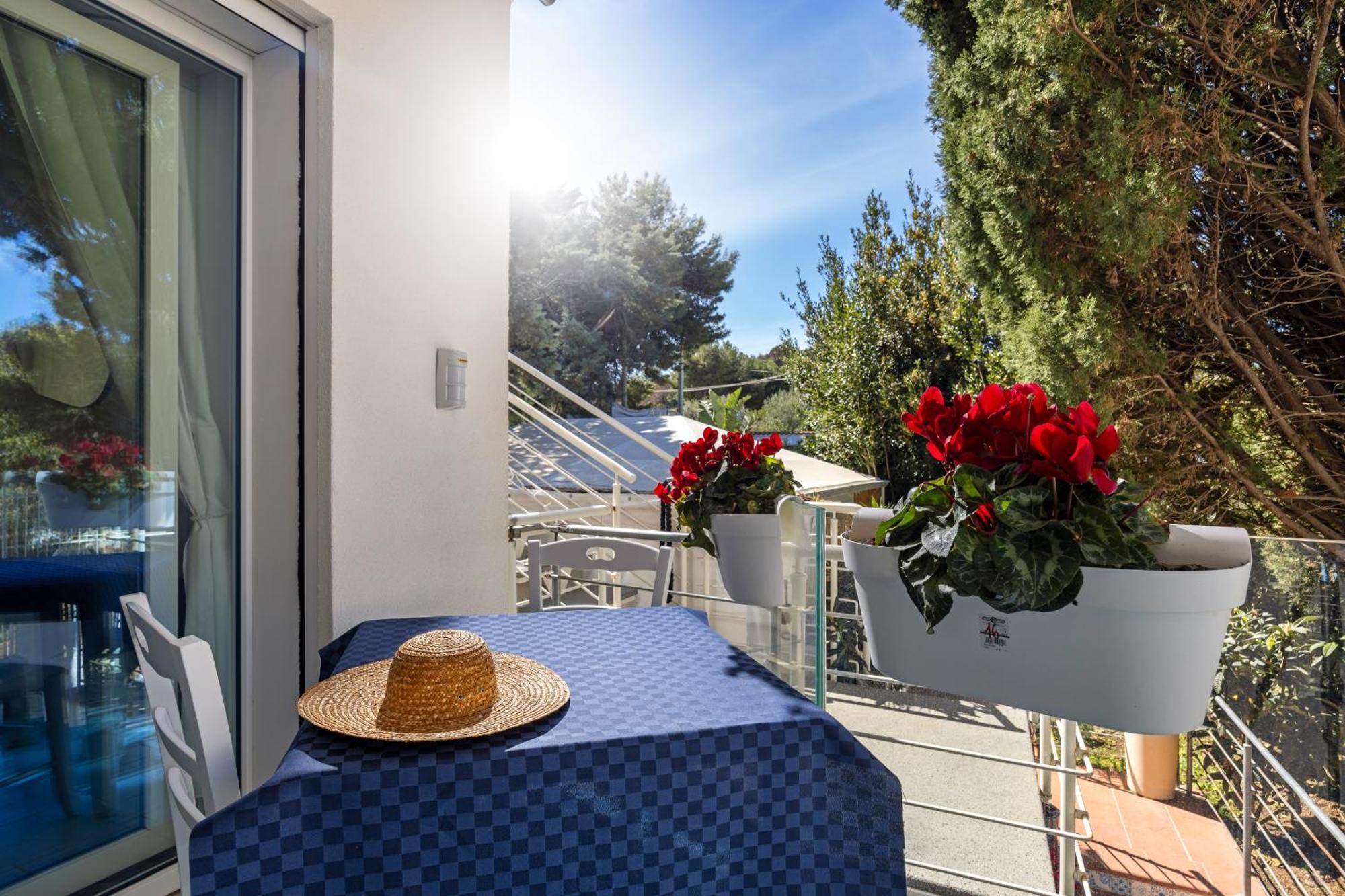Blue Life, Sea-Luxury Rooms On The Beach Between Palermo And Cefalu' Casteldaccia Pokoj fotografie